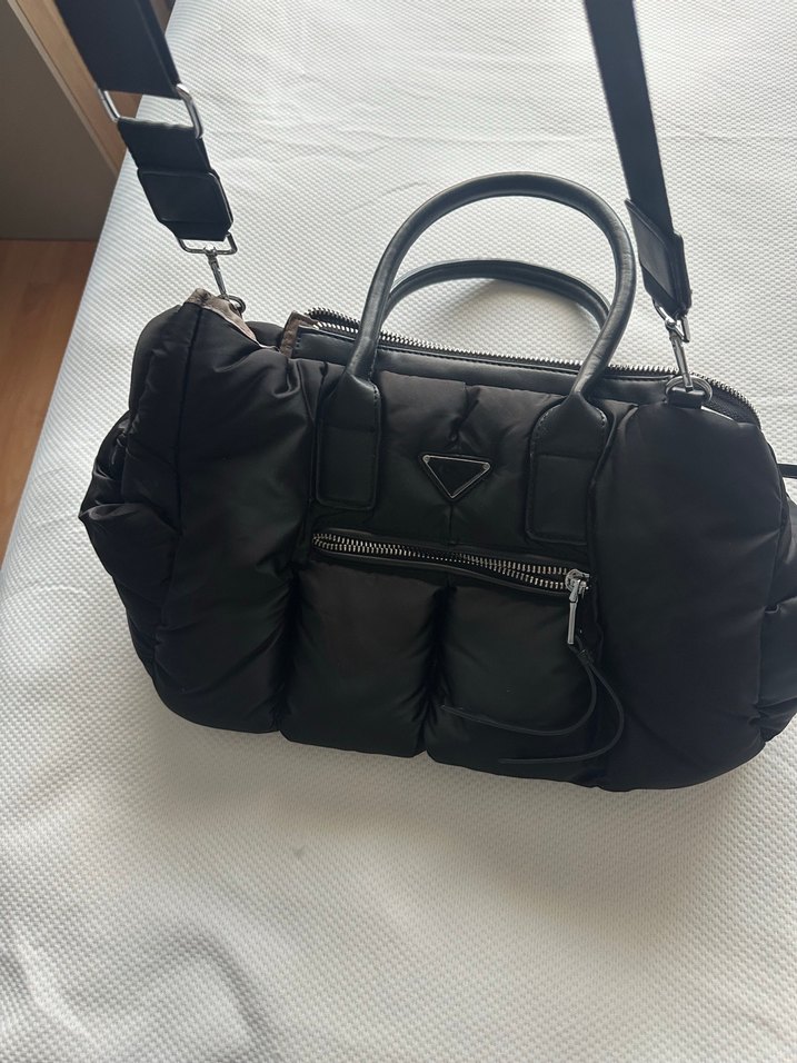 Siyah Fermuarlı Kapitone Kadın Omuz Çantası - Görsel 4