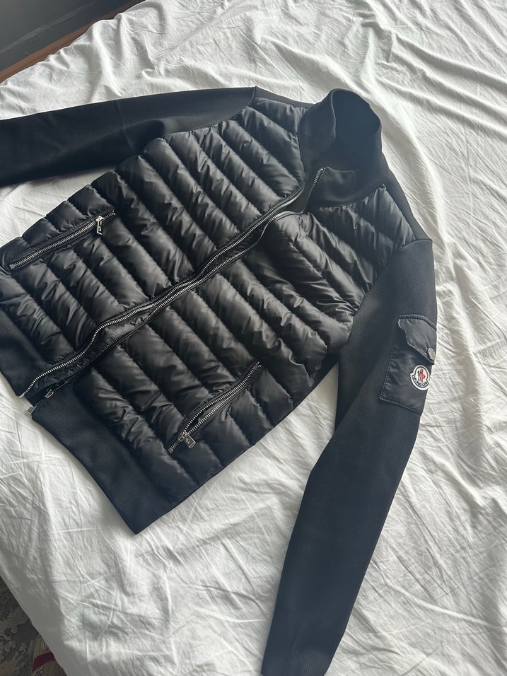 Siyah Fermuarlı Yüksek Yakalı Mont - Görsel 2