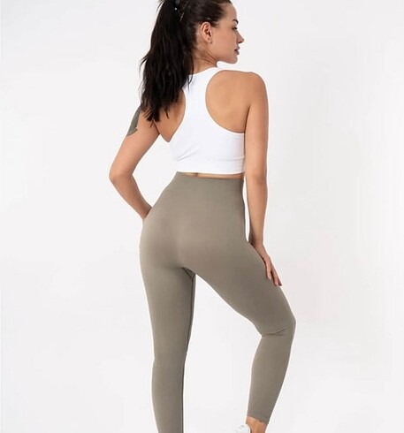 Sporcu crop tayt takım