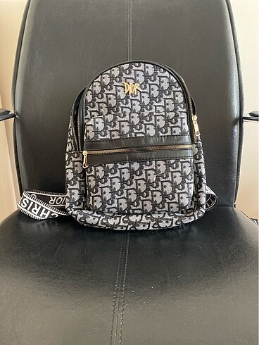 Dior çanta