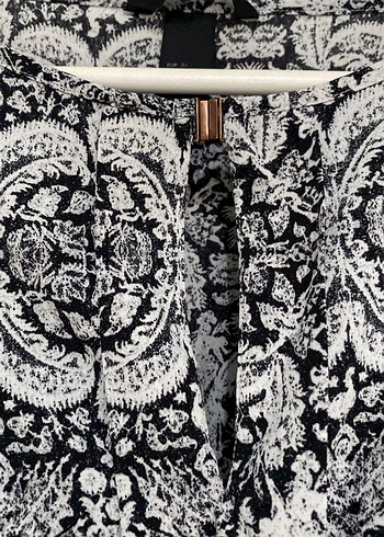 H&M Bohem Desenli Gri Uzun Kollu V Yaka Bluz