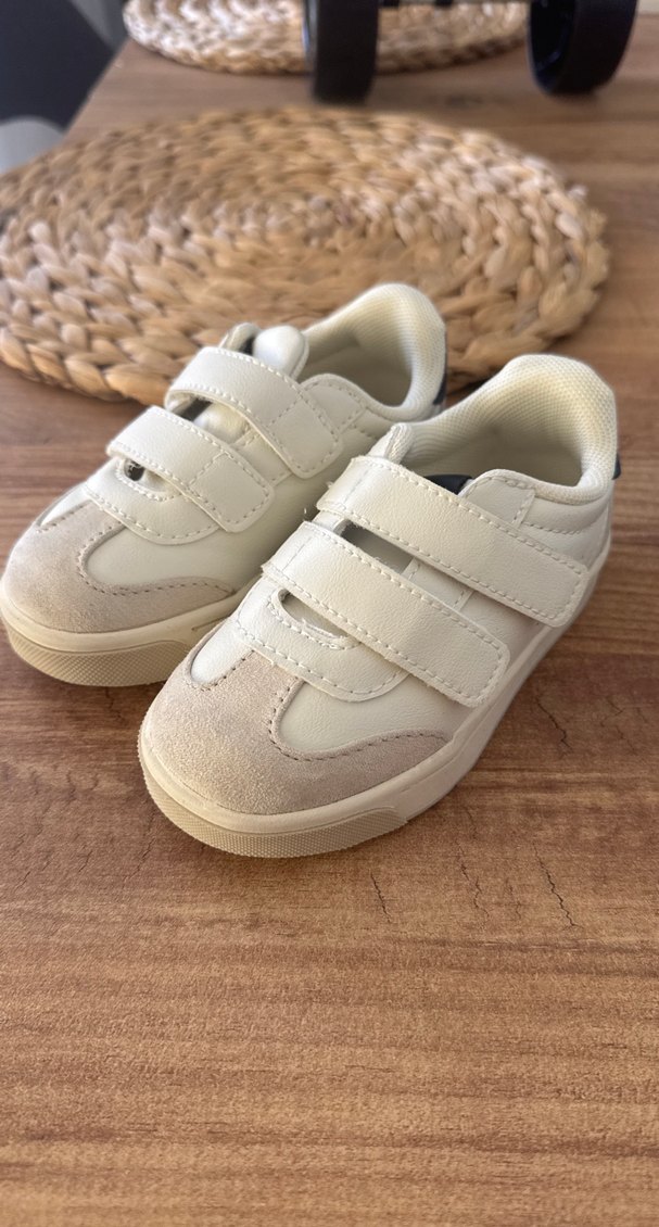 Erkek Çocuk Beyaz Cırt Cırtlı Spor Ayakkabı - Görsel 2