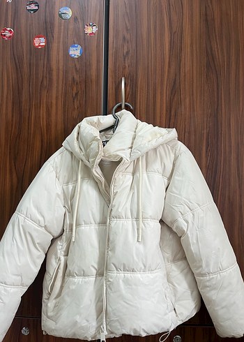 ZARA ŞİŞME MONT