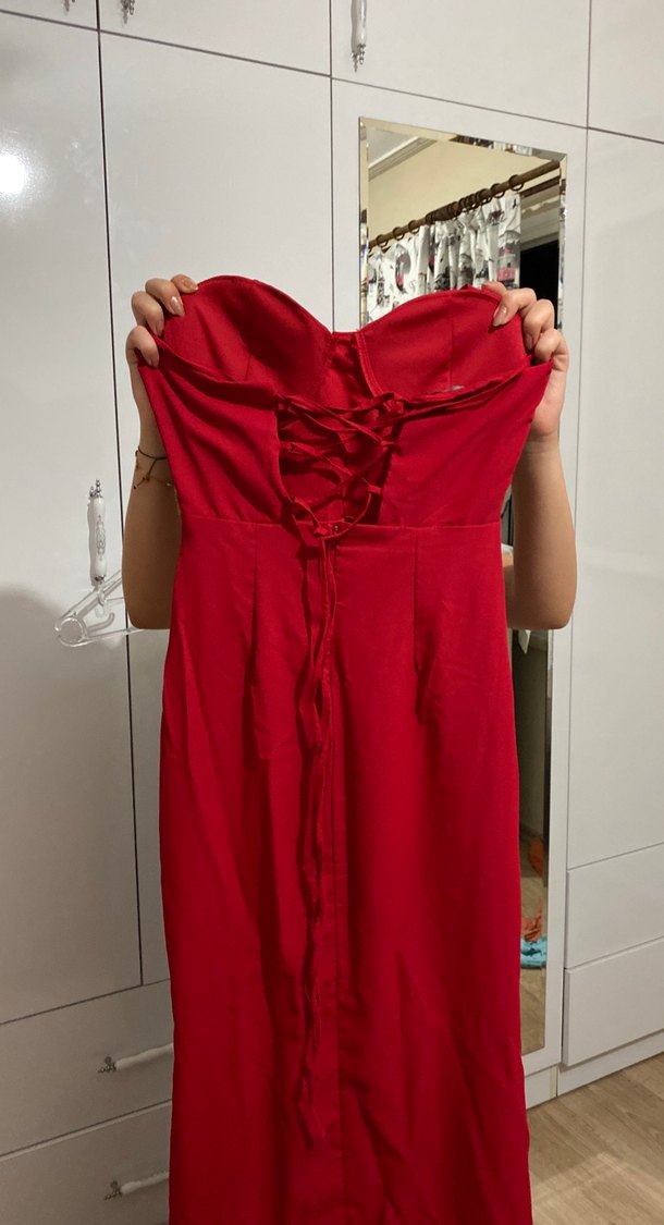 Parlak Kırmızı Drapeli Straplez Maxi Elbise - Görsel 3