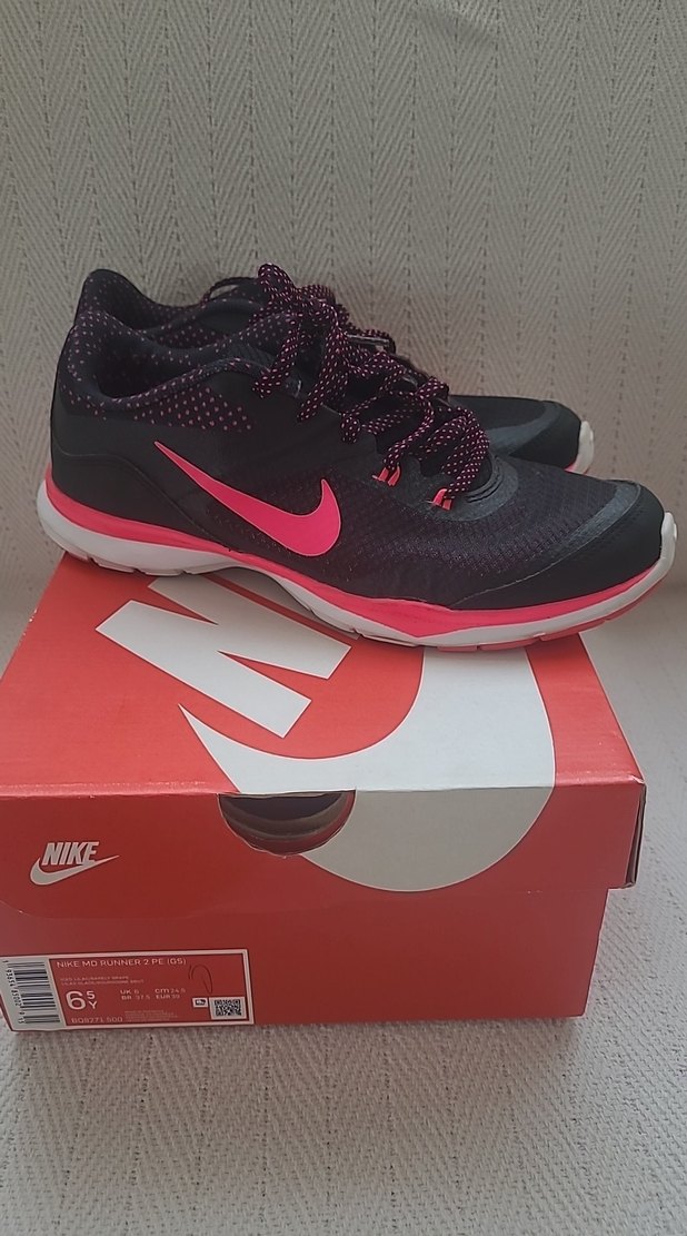 Nike Kadın Pembe Siyah Spor Ayakkabı - Görsel 2