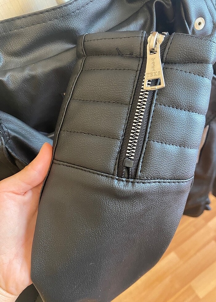 Kadın deri ceket fermuar detaylı - Görsel 3