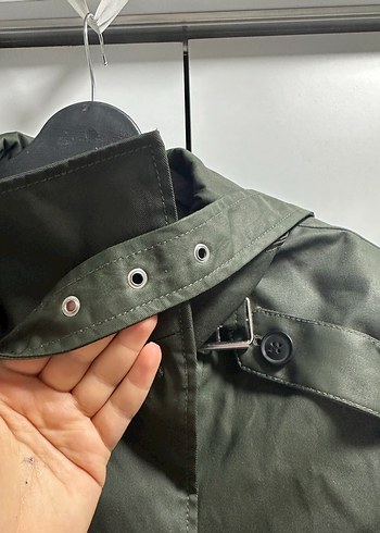 Kemer Detaylı Mumlu Kısa Trençkot - Görsel 5