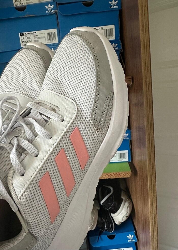 Spor ayakkabı - Görsel 2