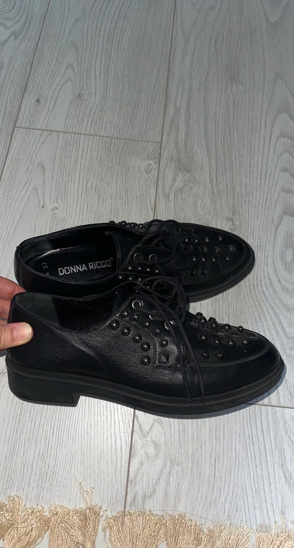 Sivri Uçlu, Tokalı, Siyah Kadın Goth Ayakkabı - Görsel 2