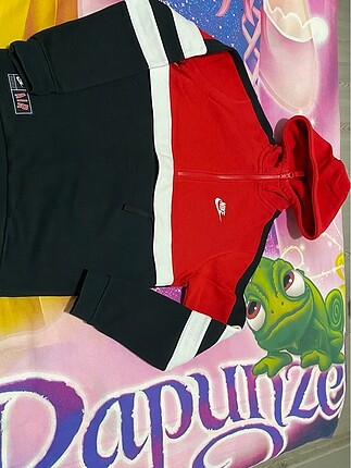 Nike sweat