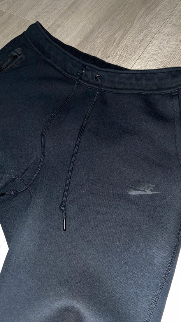 Siyah Nike Tech fleece eşofman altı - Görsel 2