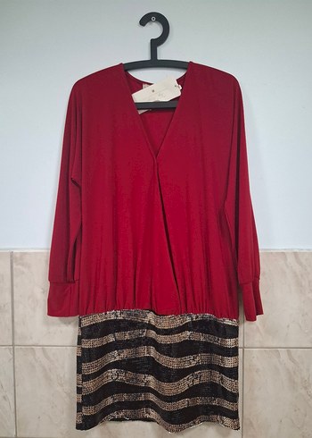 Kırmızı Etek Kısmı Pul İşlemeli Astarlı Mini Elbise - Görsel 7