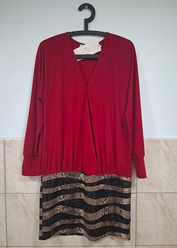 Kırmızı Etek Kısmı Pul İşlemeli Astarlı Mini Elbise - Görsel 4