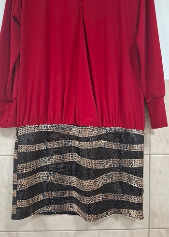 Kırmızı Etek Kısmı Pul İşlemeli Astarlı Mini Elbise - Görsel 5