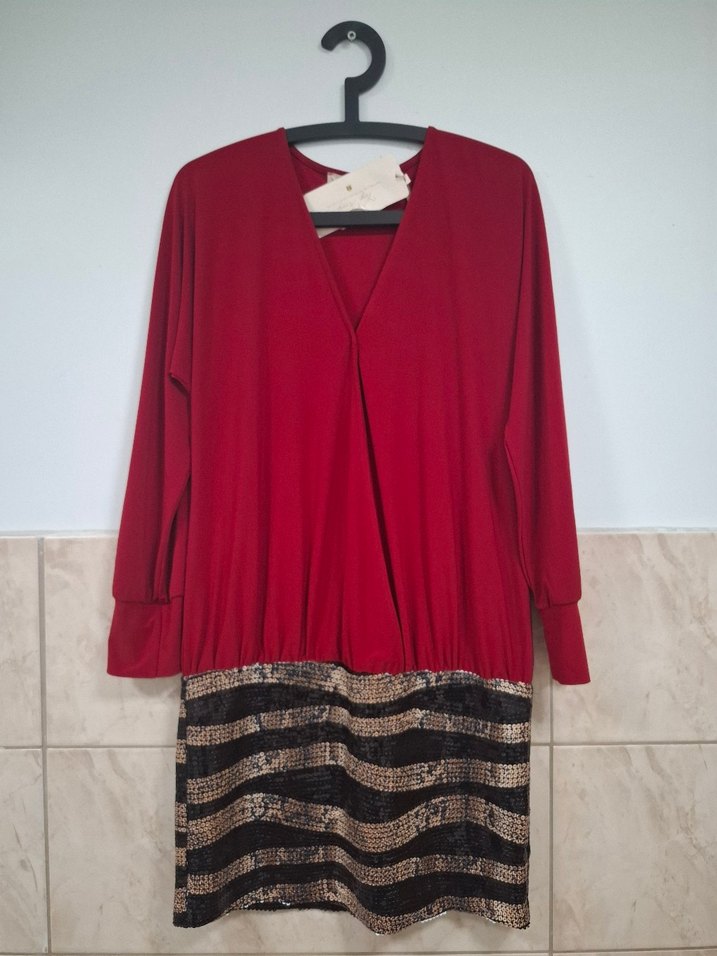 Kırmızı Etek Kısmı Pul İşlemeli Astarlı Mini Elbise - Görsel 2