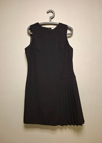 Siyah Pilili Kolsuz Midi Elbise - Görsel 5