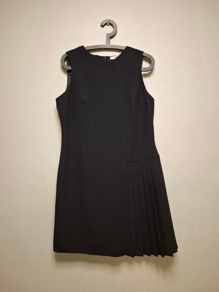 Siyah Pilili Kolsuz Midi Elbise - Görsel 5