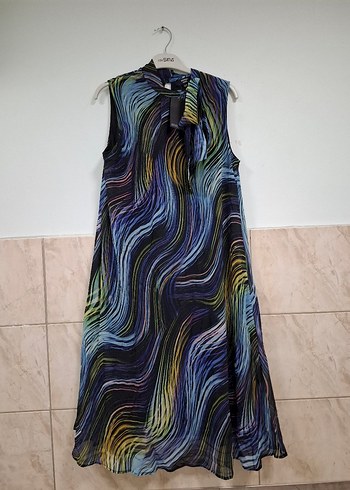 Uzun, Askısız, Bağlamalı Çok Renkli Salaş Elbise - Görsel 2