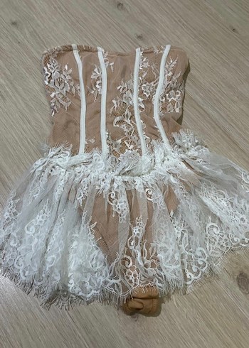 Bej Straplez Mini Dantel Detaylı Elbise - Görsel 6