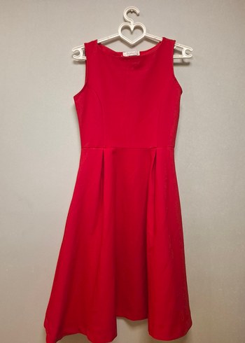 Kırmızı Midi Kolsuz Elbise - Görsel 9