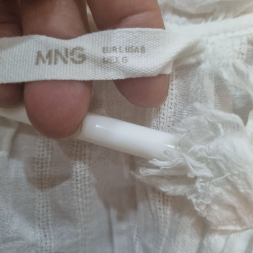 Beyaz V Yaka Bohem Keten Gömlek - Görsel 4