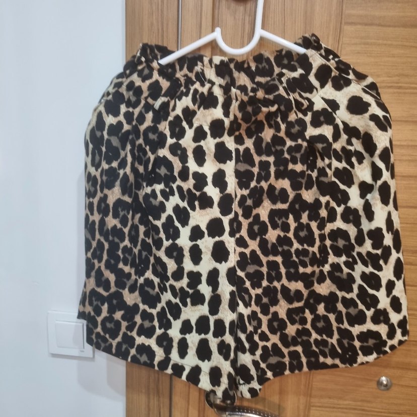 Leopar Desenli Şort - Görsel 5