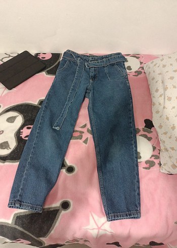 Kadın Mavi Denim Kemerli Bol Kesim Jean