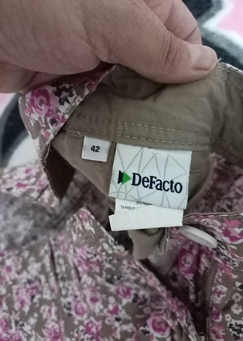 Dantel Detaylı bayan şort - Görsel 4