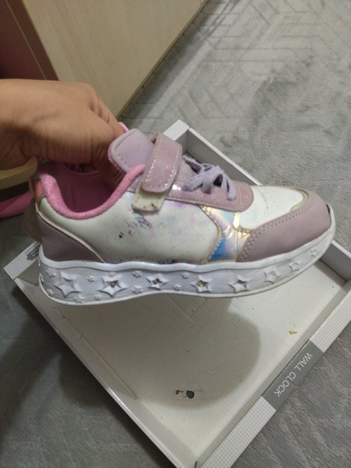 Kız Çocuk Pembe Bağcıklı Cırt Cırtlı Spor Ayakkabı - Görsel 3