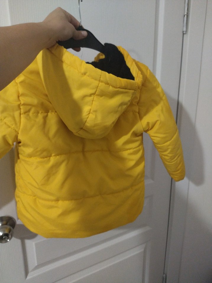 Sarı Kapüşonlu Erkek Çocuk Mont - Görsel 4