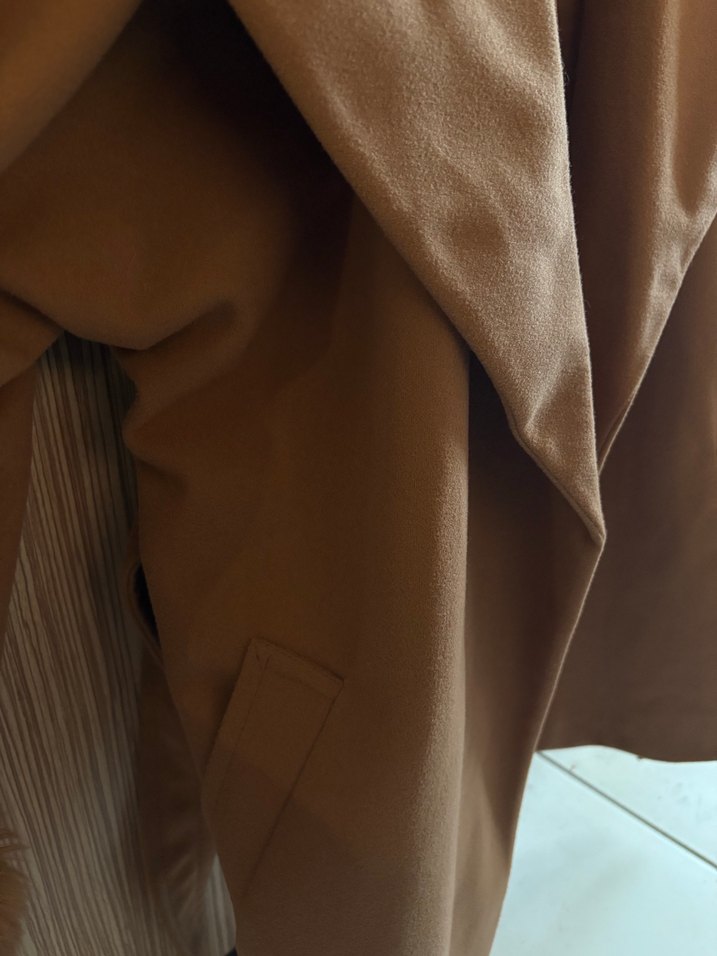 Bej Uzun Kürk Detaylı Kadın Mont - Görsel 2