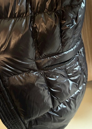 Kürk Detaylı Siyah Kadın Kışlık Mont - Görsel 5