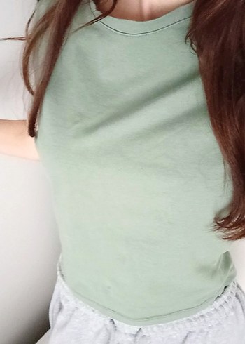 Pamuklu Sıfır Yaka Crop Tişört