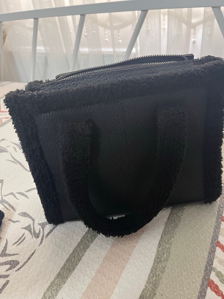 Siyah puf el cantasi - Görsel 2