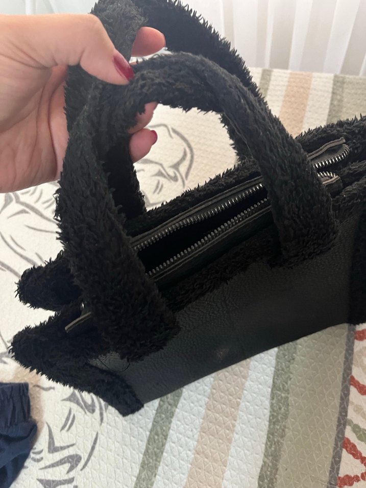 Siyah puf el cantasi - Görsel 4