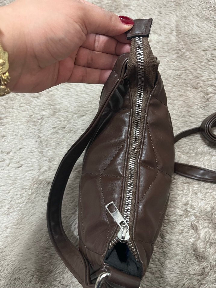 Kahverengi Deri Fermuarlı Kadın Çanta deformesi yok - Görsel 2