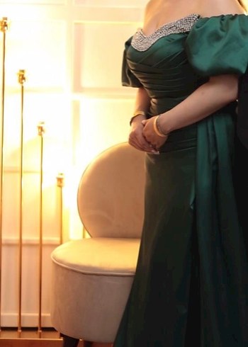 Klasik Şıklıkta Yeşil Uzun Abiye Elbise önü taşlı - Görsel 2