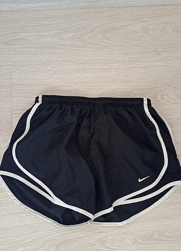 Nike Dri Fit Koşucu Sortu