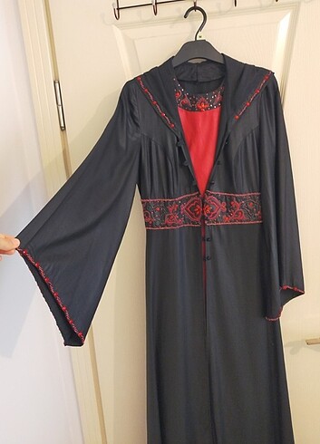 Kapişonlu tesettür abiye - Görsel 2