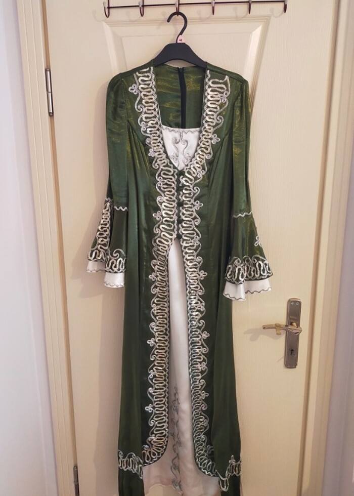 Yeşil bindallı - Görsel 2