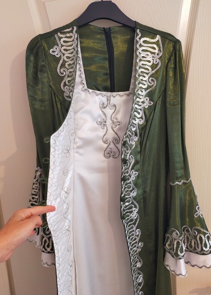 Yeşil bindallı - Görsel 3