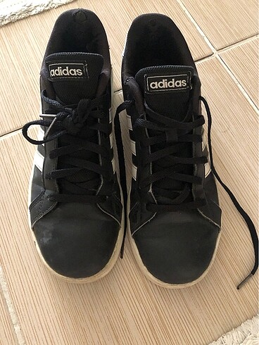 Adidas kız ayakkabısı