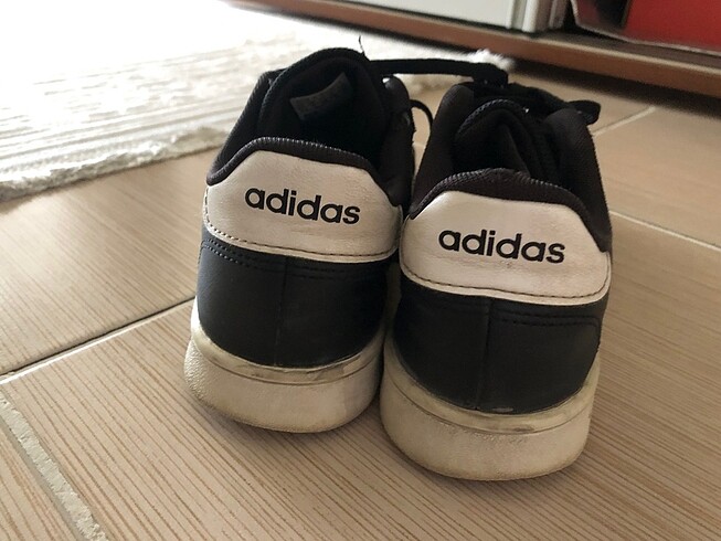 38 Beden Adidas kız ayakkabısı