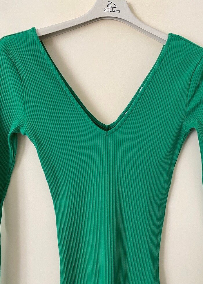 Yeşil dar v yaka elbise - Görsel 2