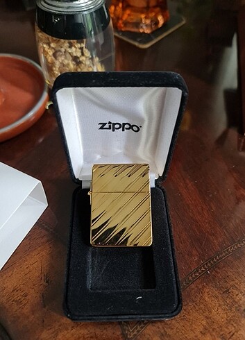 24 K ALTIN KAPLAMA RETRO ZİPPO