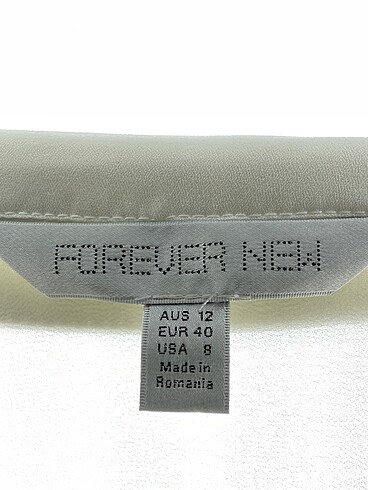 40 Beden çeşitli Renk Forever New Gömlek %70 İndirimli.