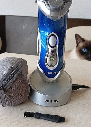 Philips Speed-XL HQ8160/16 tıraş makinesi neredeyse hiç kullanıl