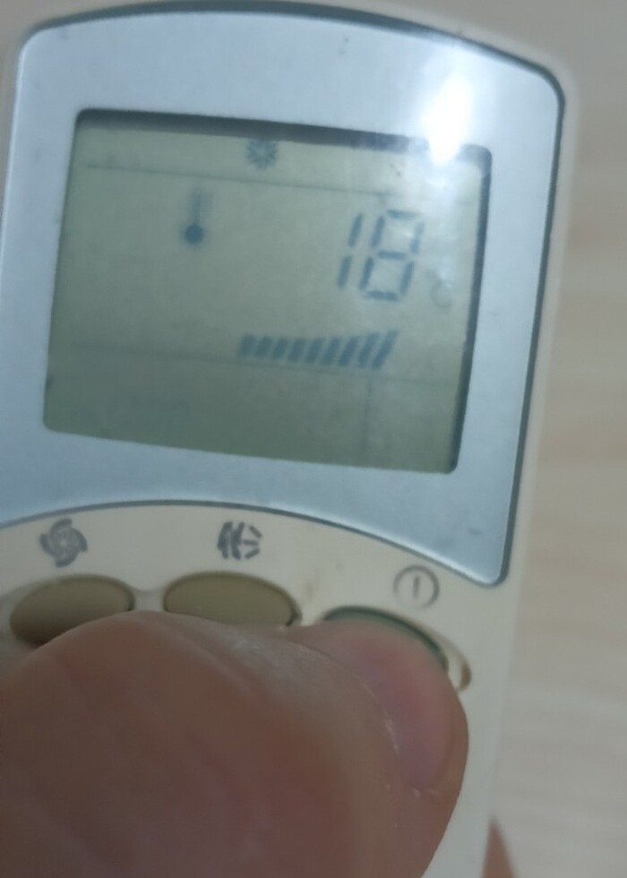 lg beko klima kumandası orijinal arka kapak yok - Görsel 2