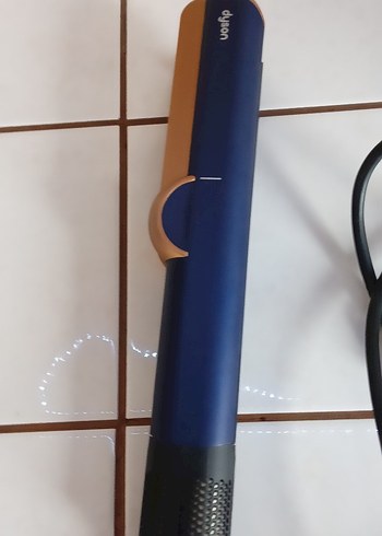 Dyson Airstrait saç düzleştirici pabuçlar da birinin muhafaza - Görsel 13