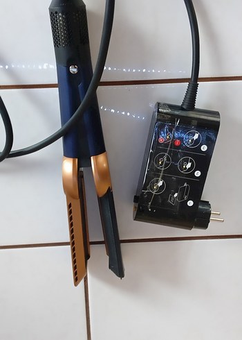 Dyson Airstrait saç düzleştirici pabuçlar da birinin muhafaza - Görsel 3